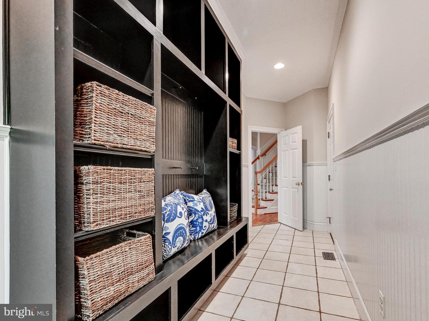 2210 Blue Mount Road photo 20
