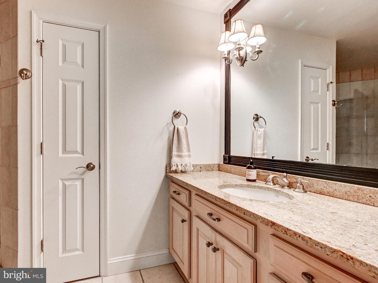 2210 Blue Mount Road photo 31