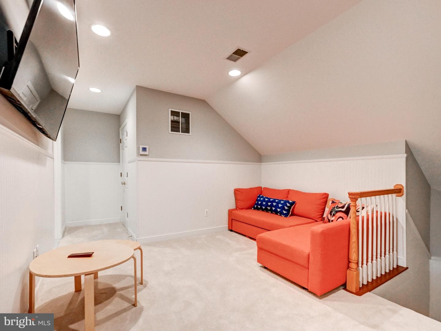 2210 Blue Mount Road photo 38