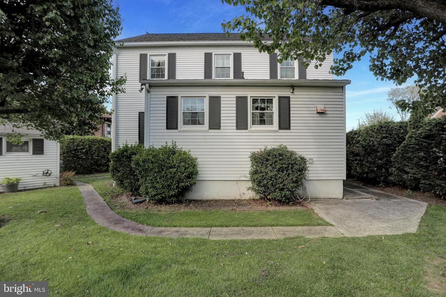 13 Harrison Avenue N photo 39