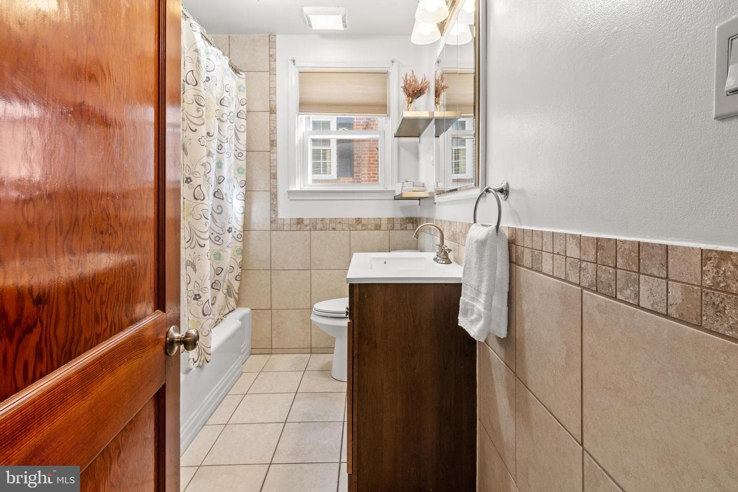 5716 Mineral photo 21