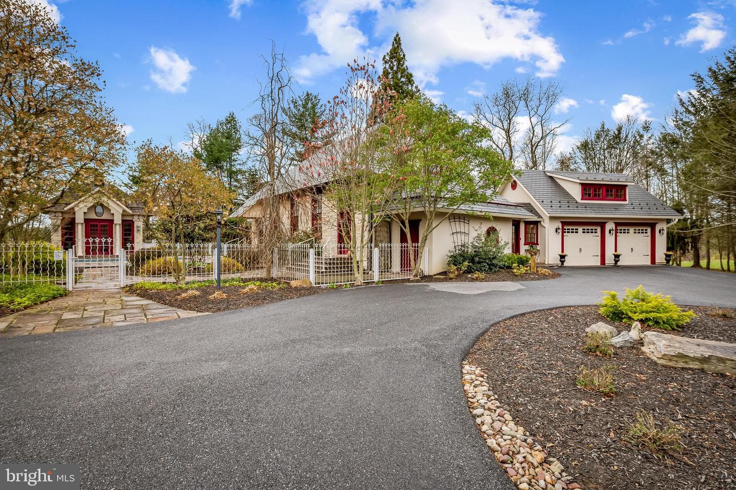 7 Stoddard Court photo 55