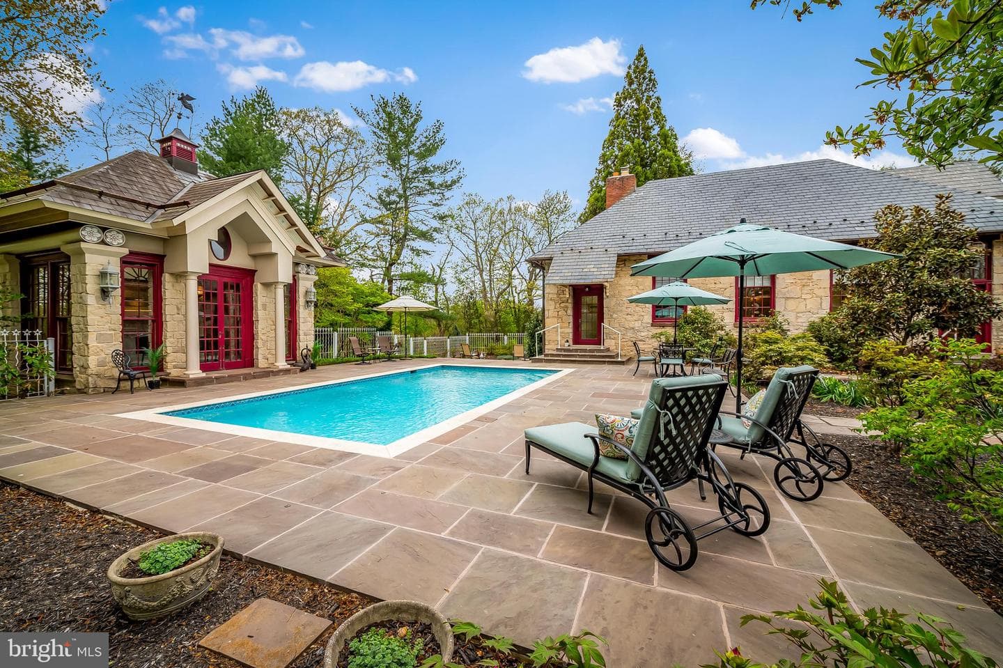 7 Stoddard Court photo 9