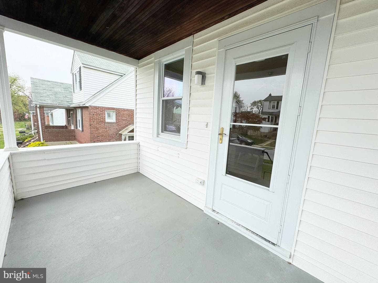 20 Leslie Avenue photo 47