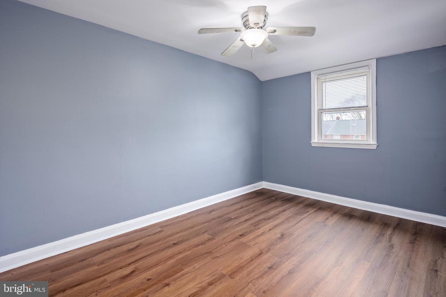 1621 Thetford Road photo 19