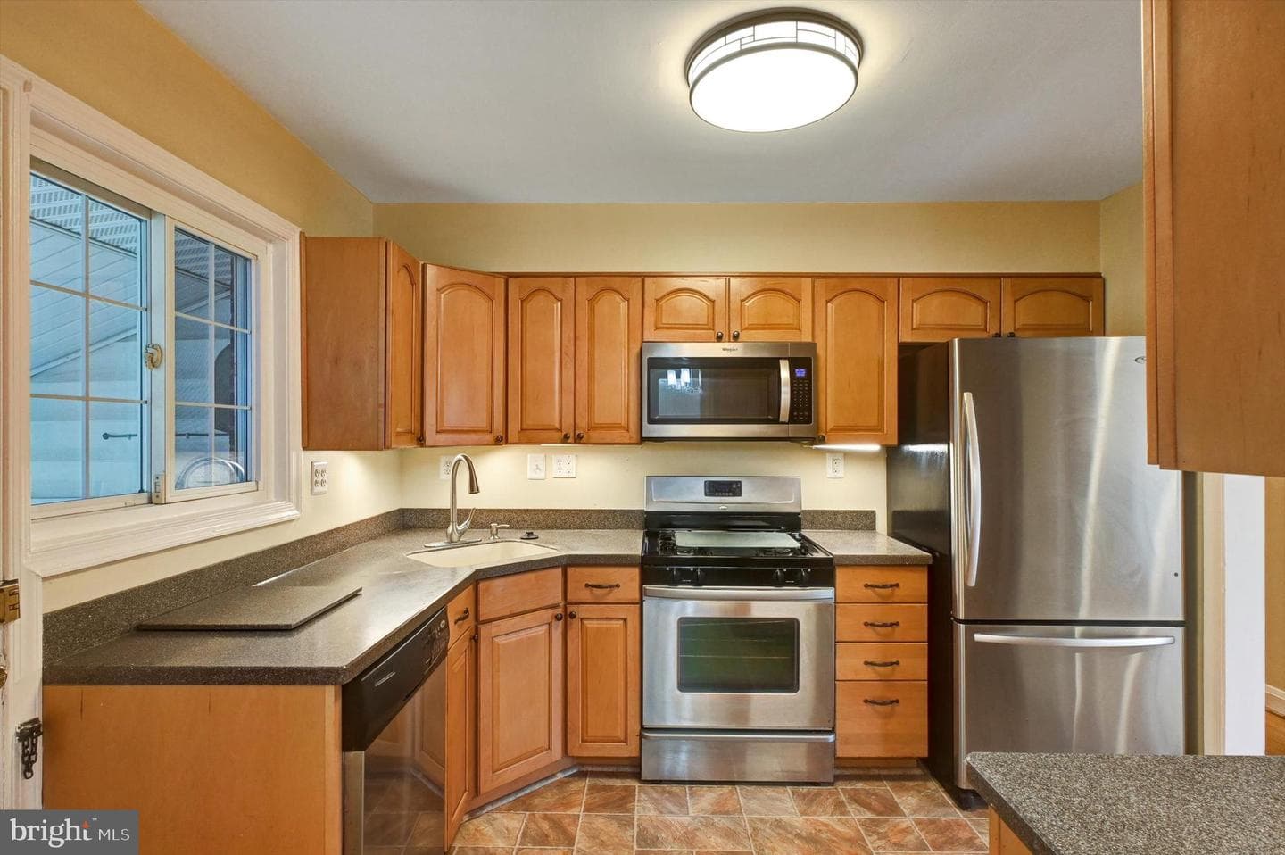 135 Dublin Drive photo 11