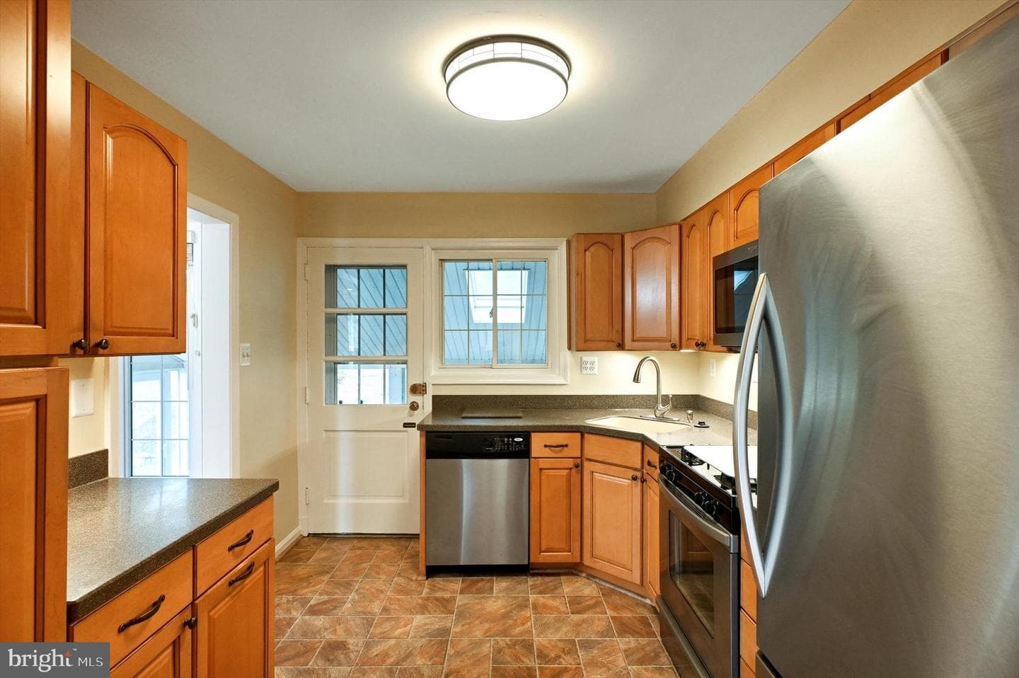 135 Dublin Drive photo 12