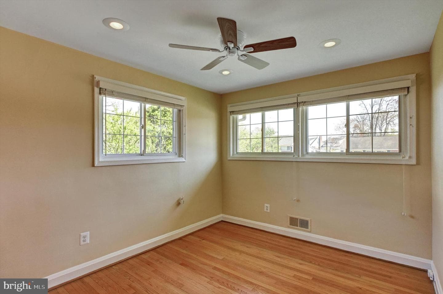 135 Dublin Drive photo 16