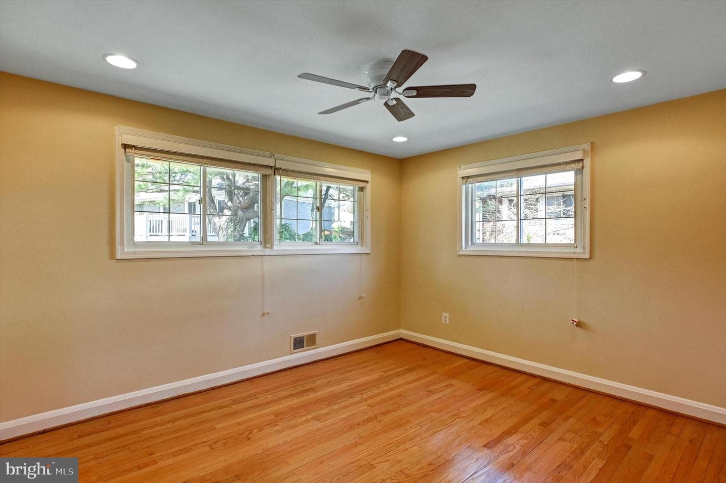 135 Dublin Drive photo 18
