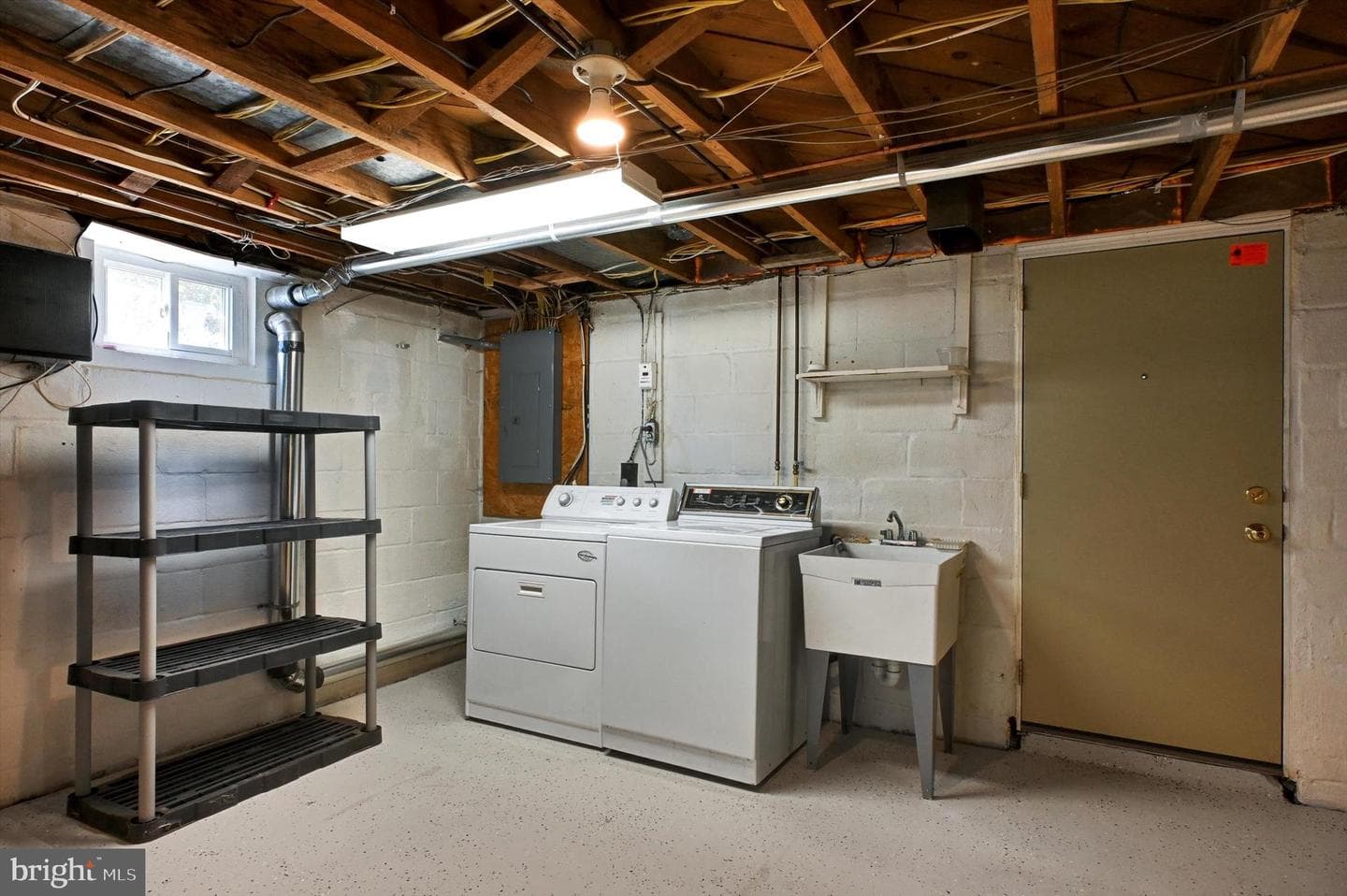 135 Dublin Drive photo 33