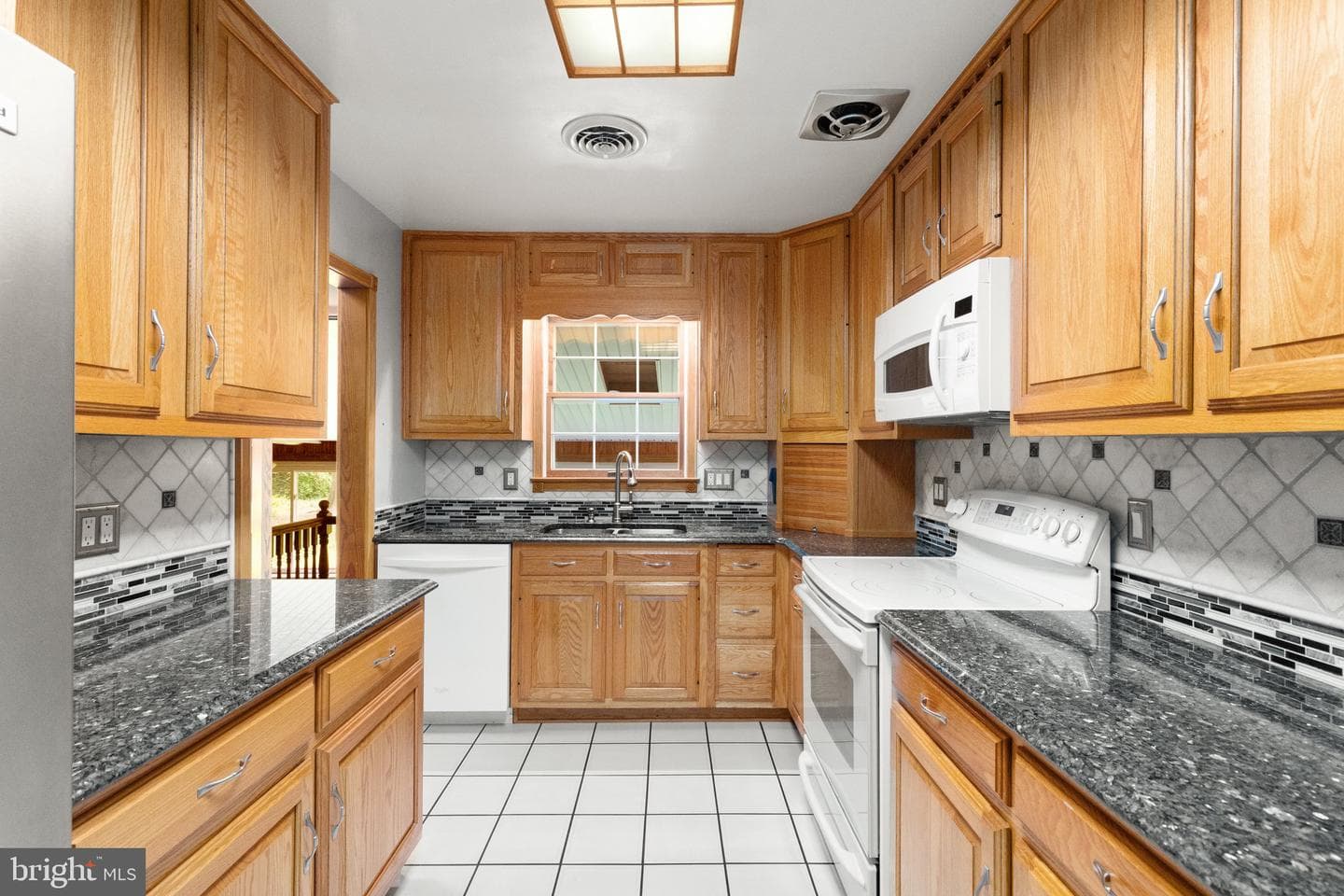 6521 Blackhead Road photo 8