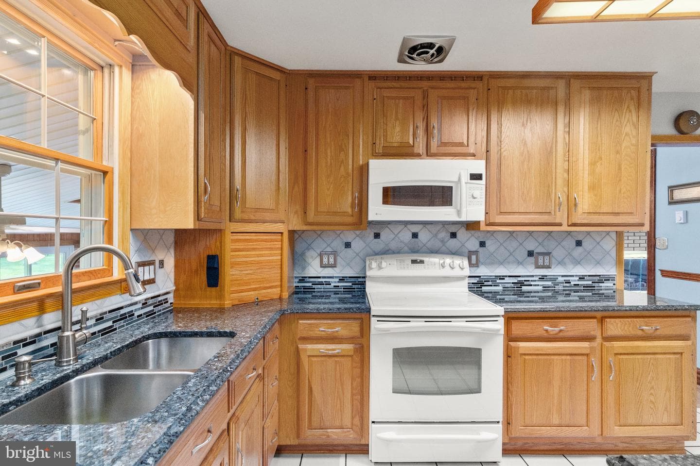 6521 Blackhead Road photo 9