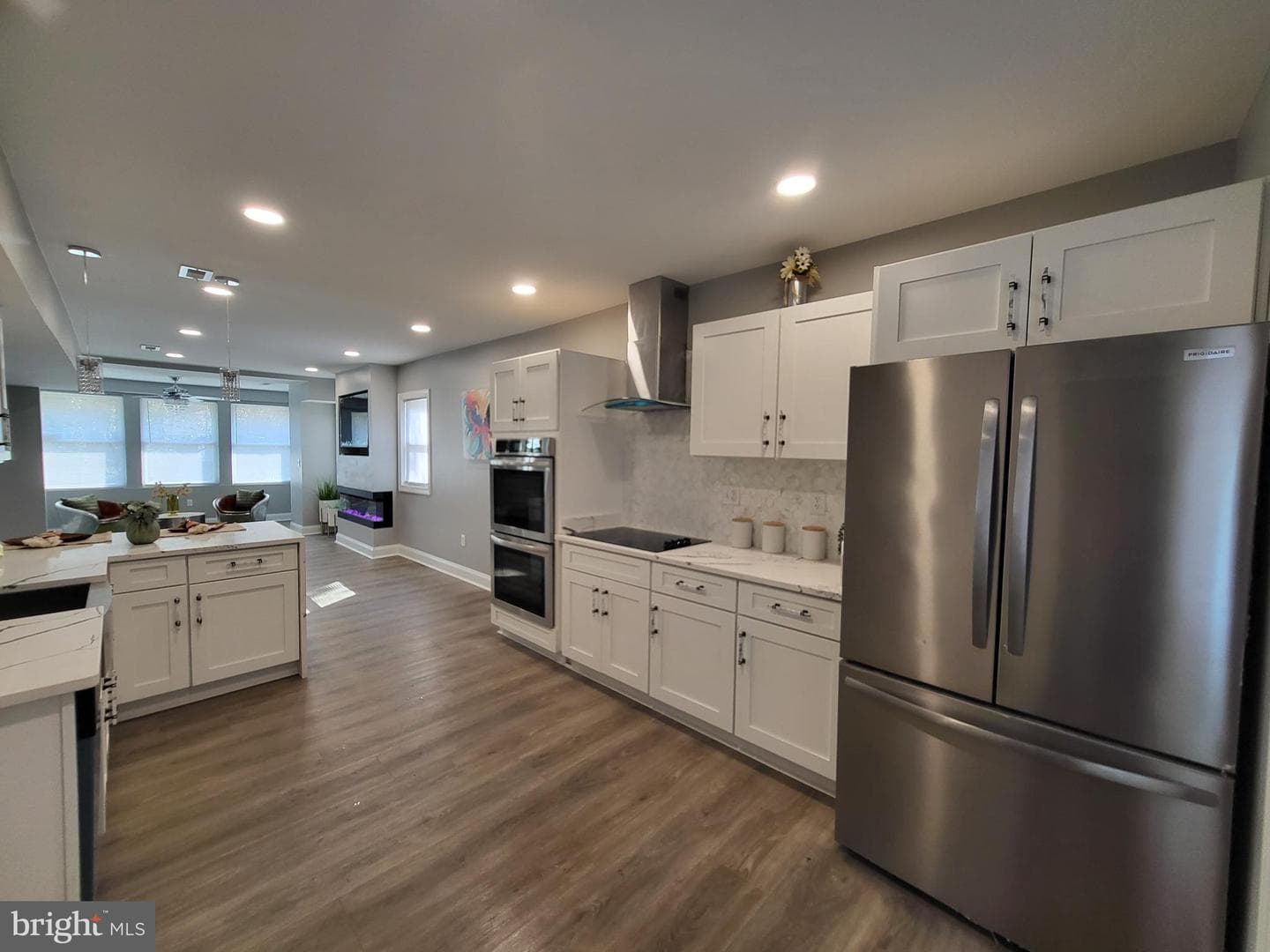 16 Waldron Avenue photo 10