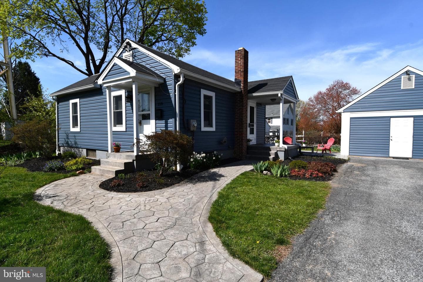 118 1st Avenue photo 10