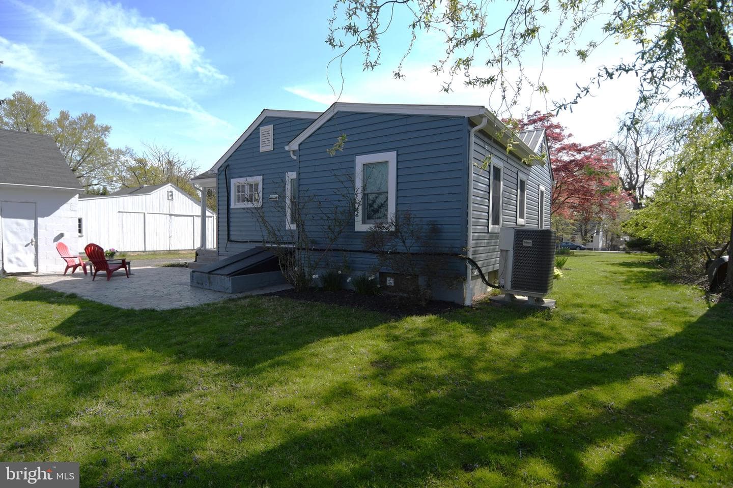 118 1st Avenue photo 14