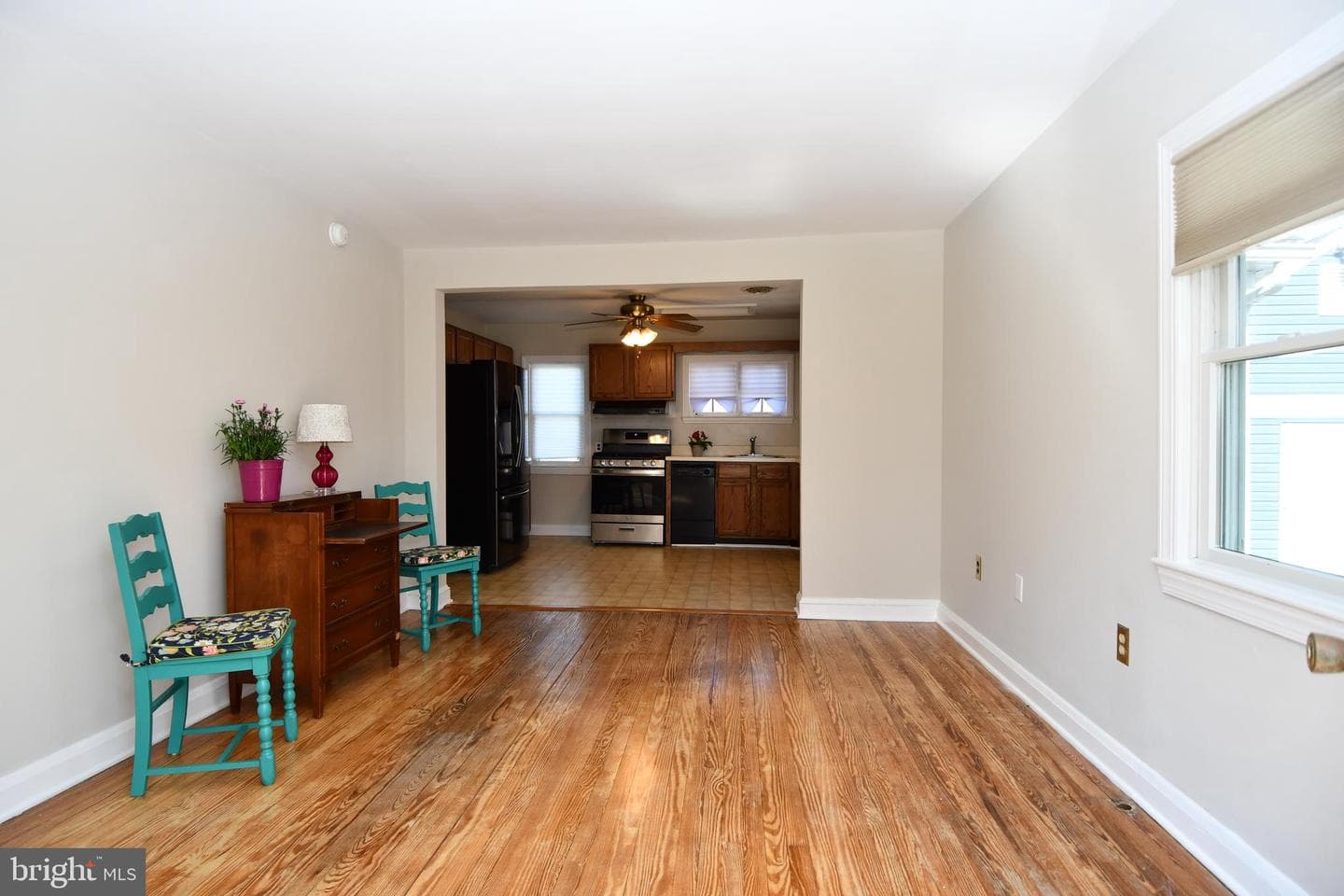 118 1st Avenue photo 23