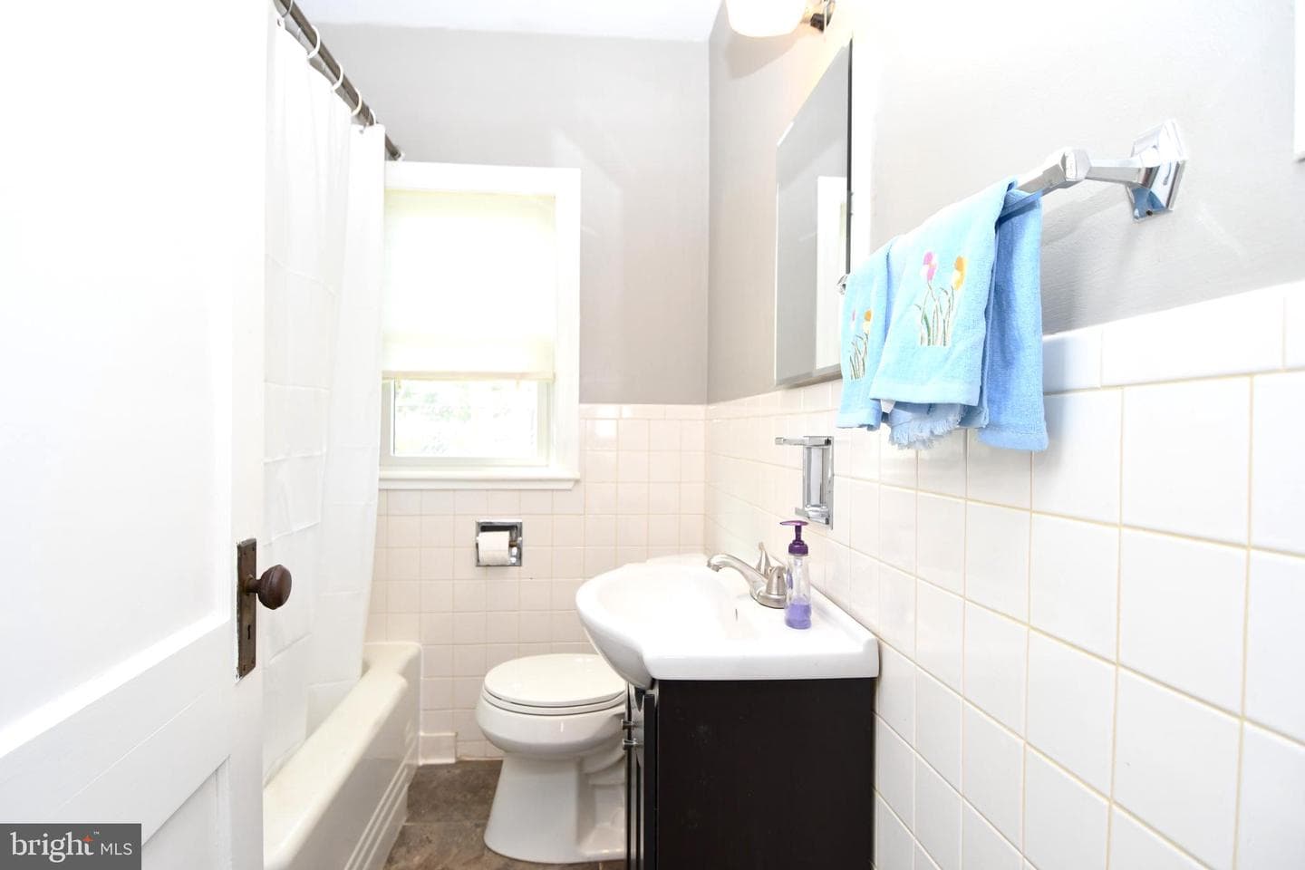 118 1st Avenue photo 28