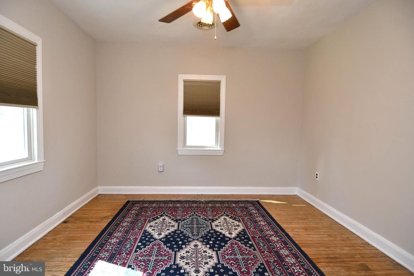 118 1st Avenue photo 29