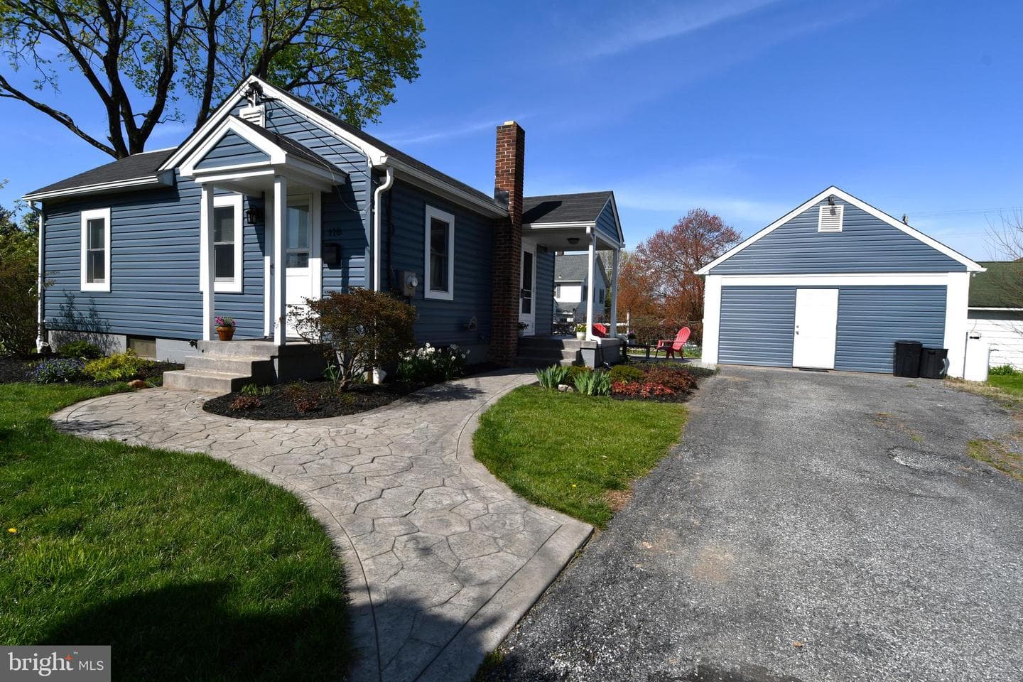 118 1st Avenue photo 8