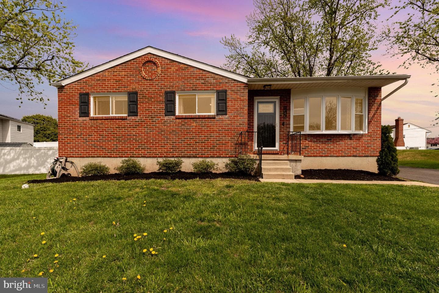 2303 Hamiltowne Circle photo 1