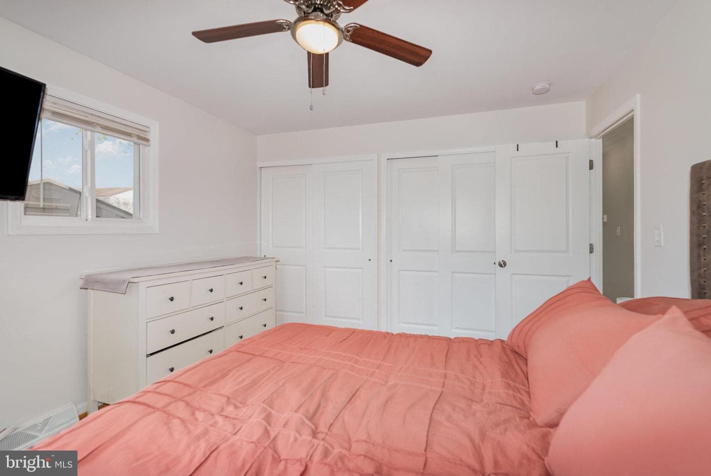 2303 Hamiltowne Circle photo 14