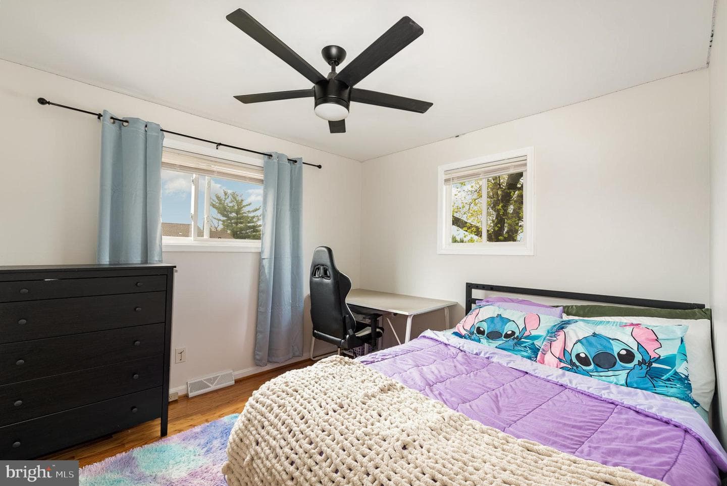 2303 Hamiltowne Circle photo 17
