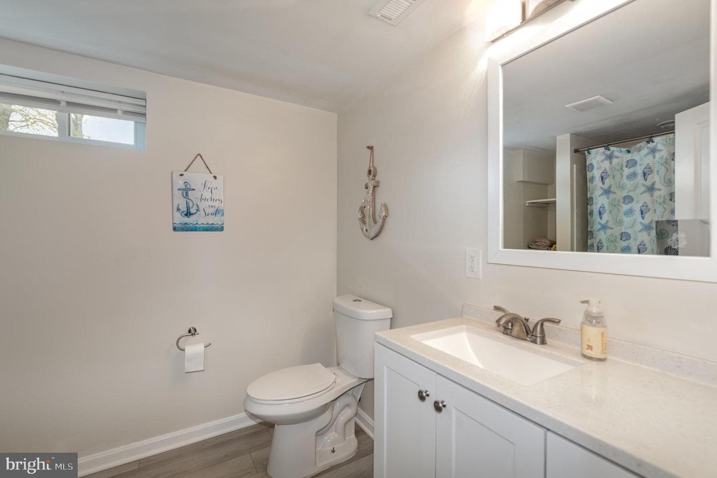 2303 Hamiltowne Circle photo 21