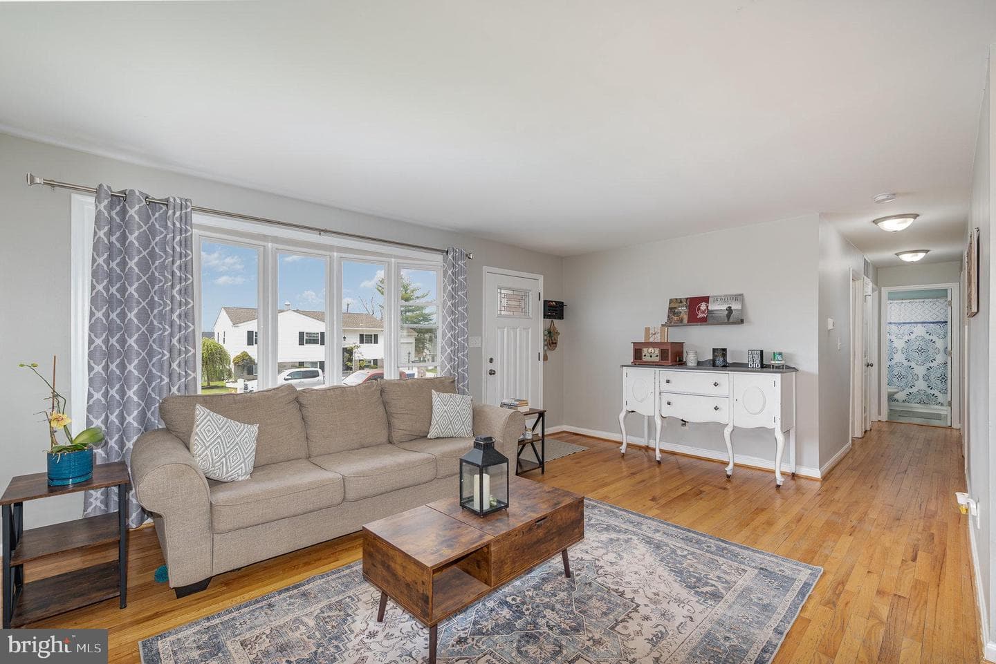2303 Hamiltowne Circle photo 4