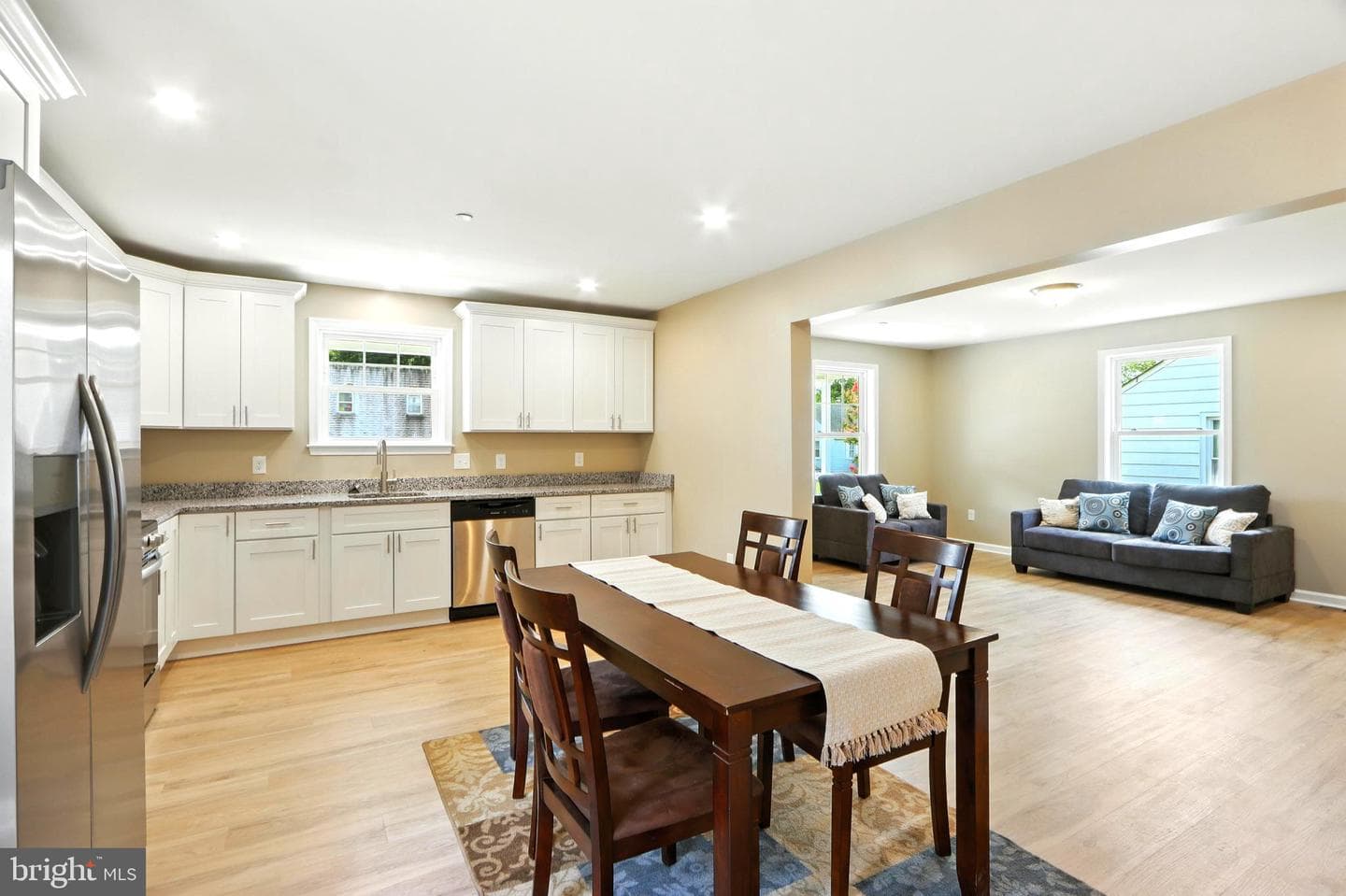 2730 Daisy Avenue photo 13