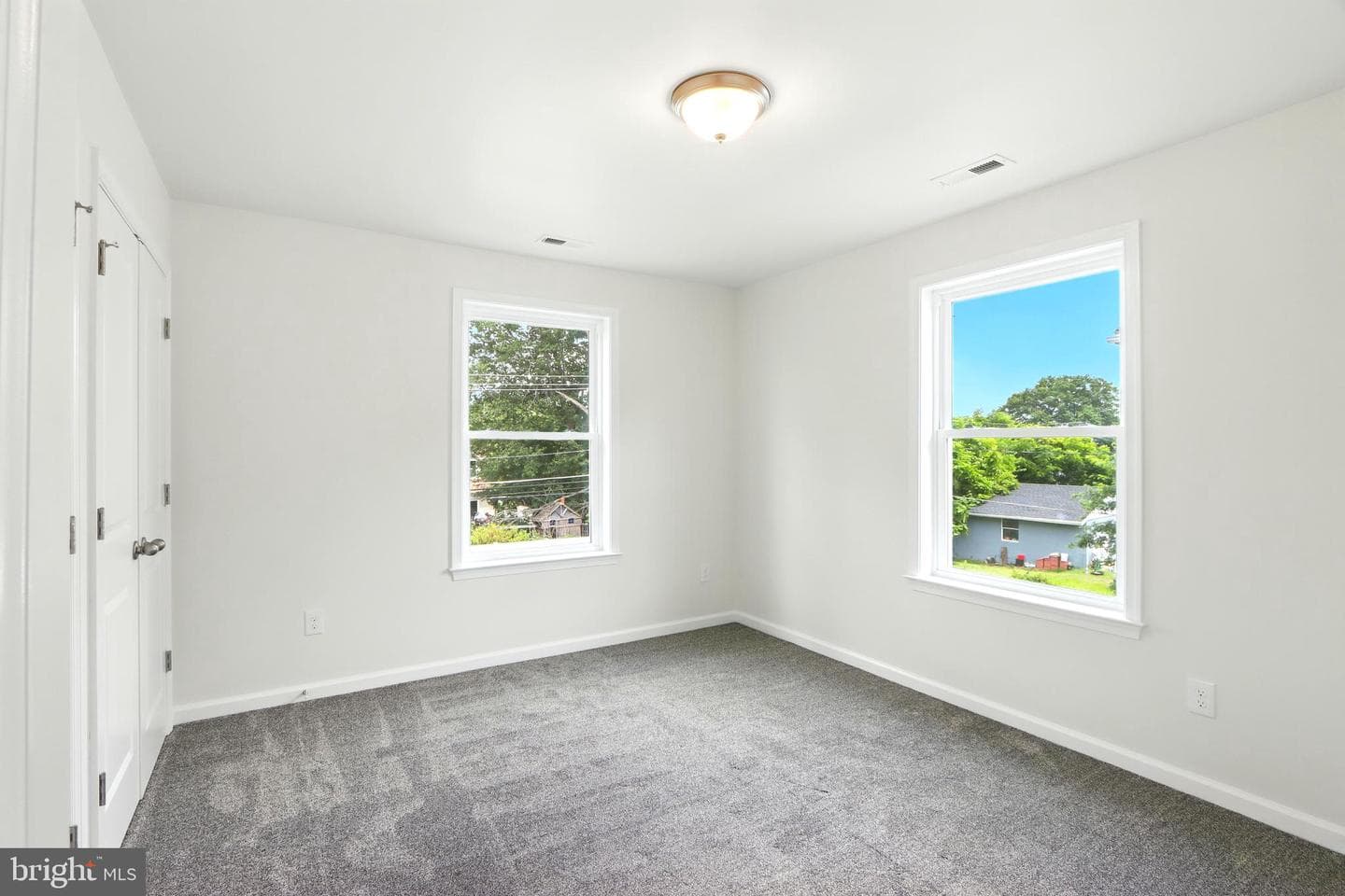 2730 Daisy Avenue photo 28