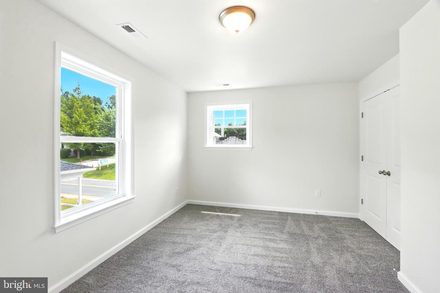 2730 Daisy Avenue photo 29