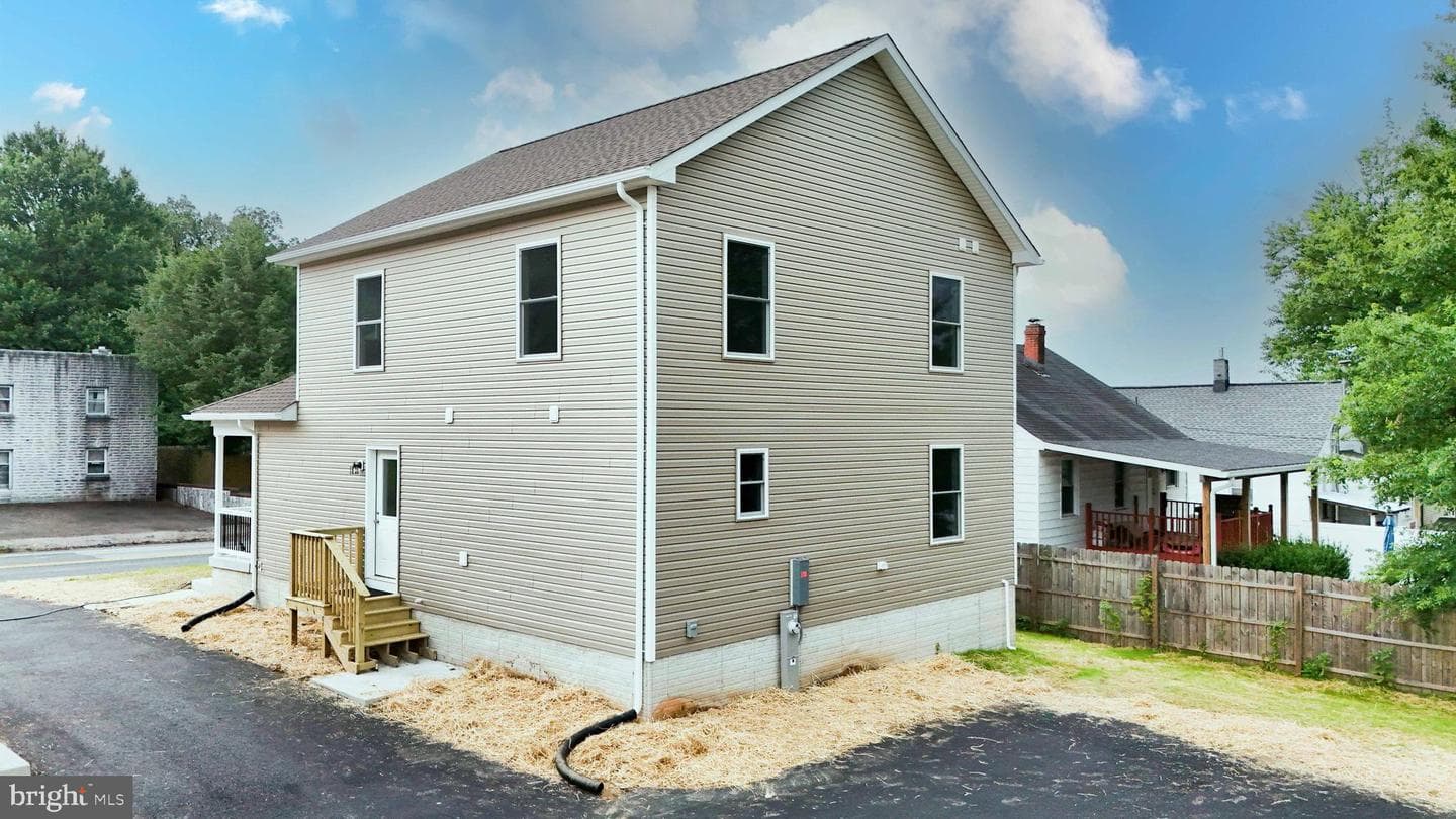 2730 Daisy Avenue photo 5
