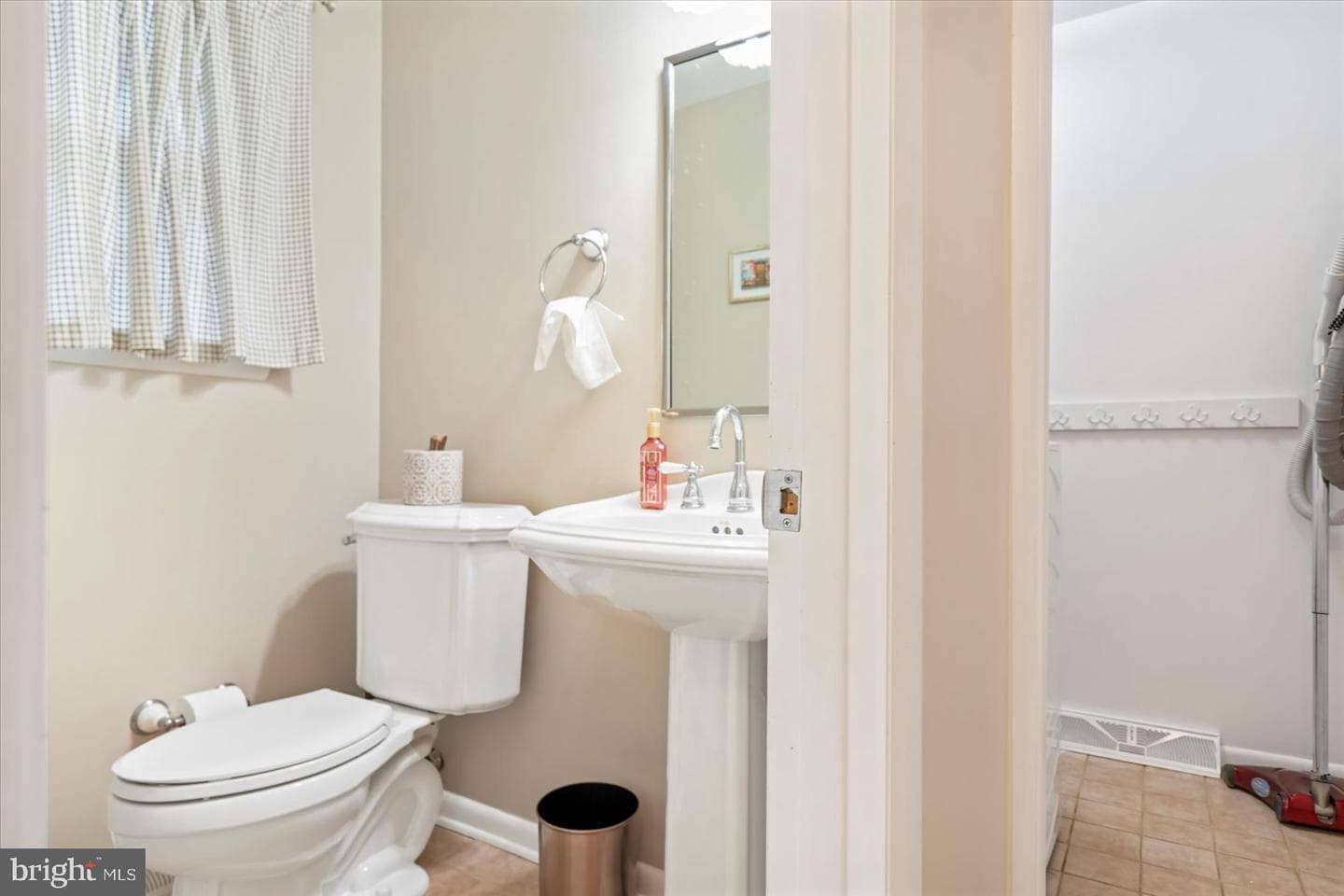 34 Edelweiss Way photo 7