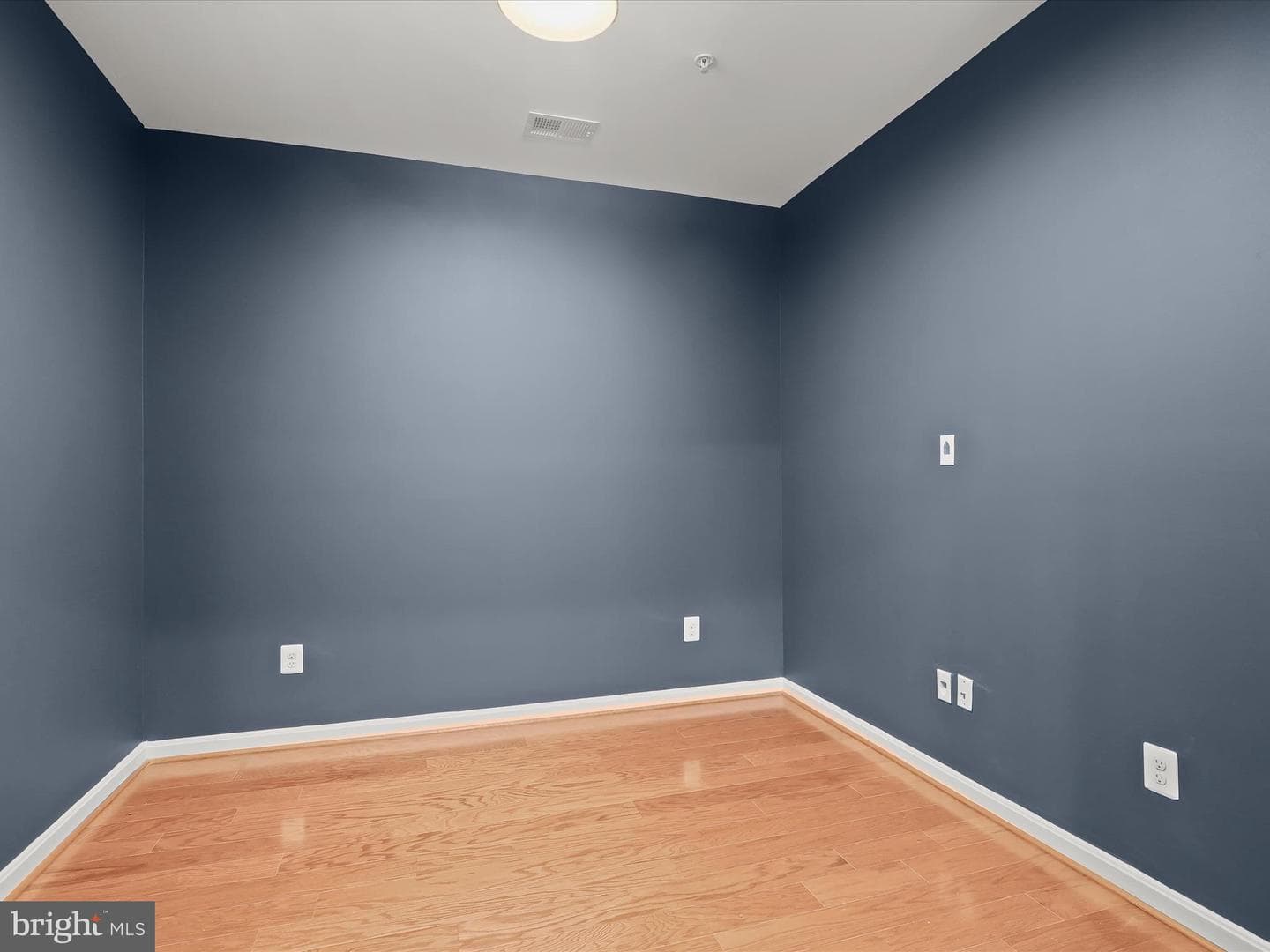 601 Quicksilver Court #401 photo 28