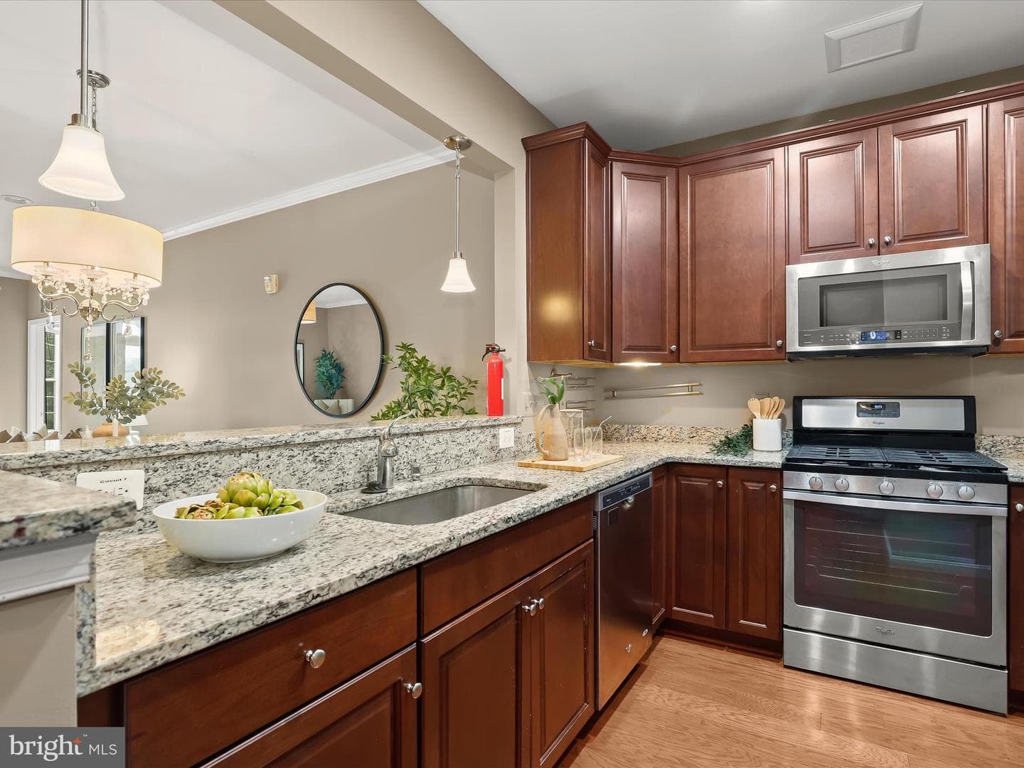 601 Quicksilver Court #401 photo 4