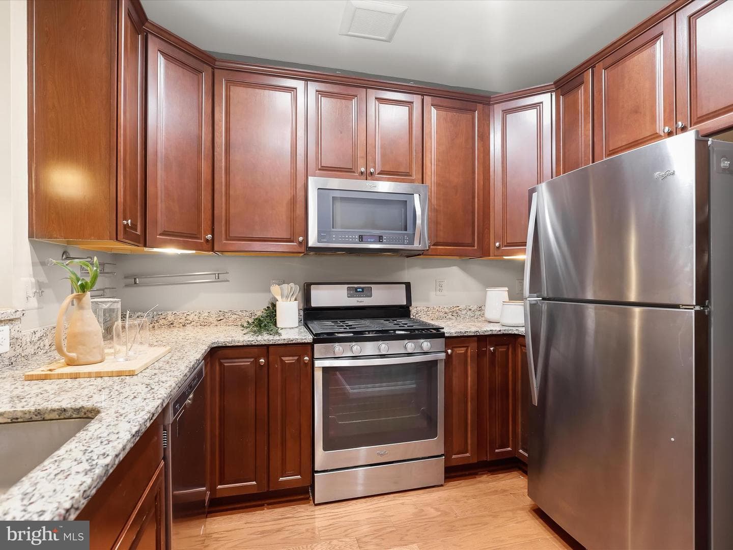 601 Quicksilver Court #401 photo 6