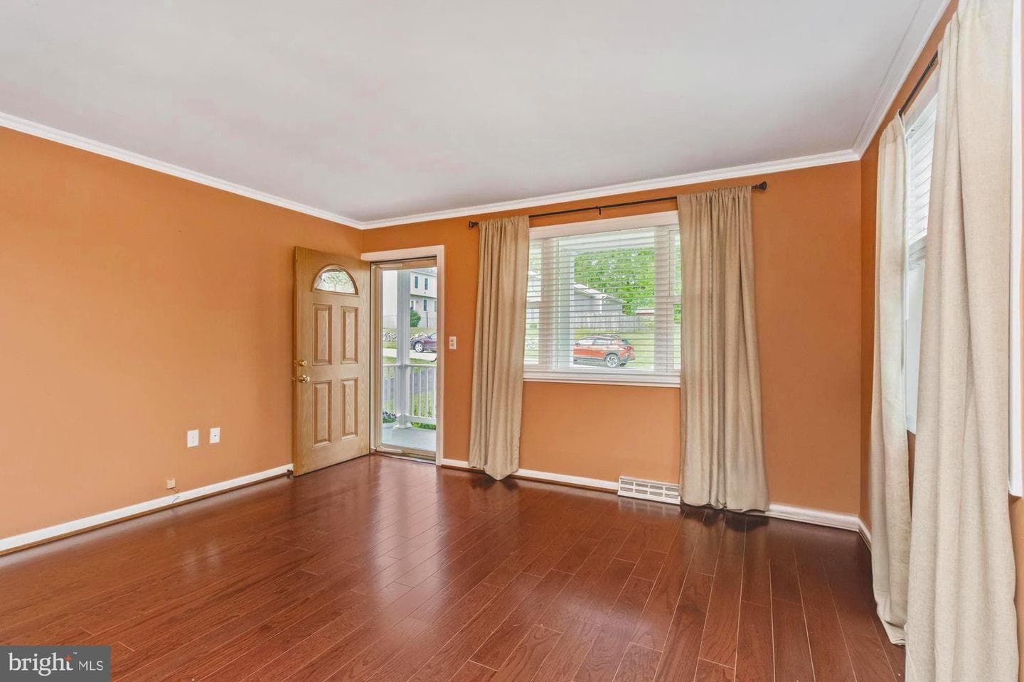 8007 Dalesford Road photo 11