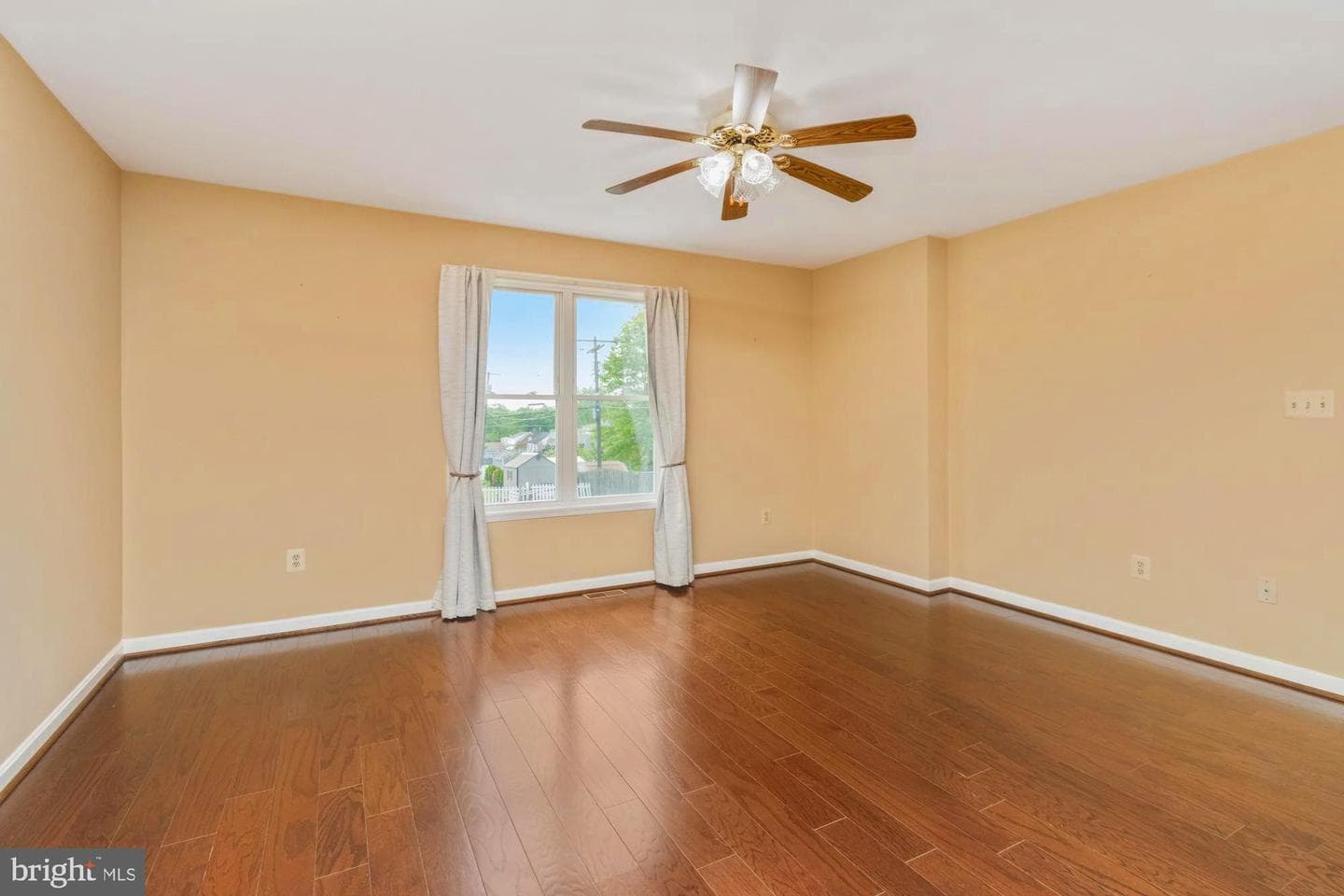 8007 Dalesford Road photo 20