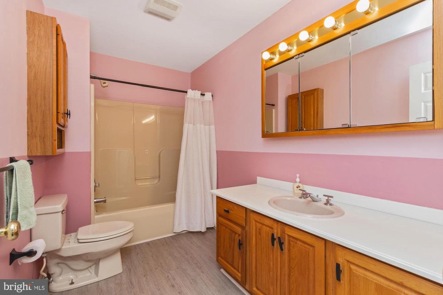 8007 Dalesford Road photo 26