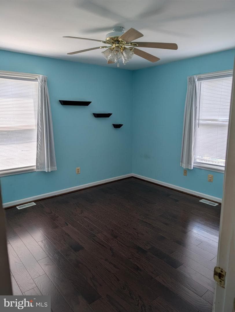 8007 Dalesford Road photo 28
