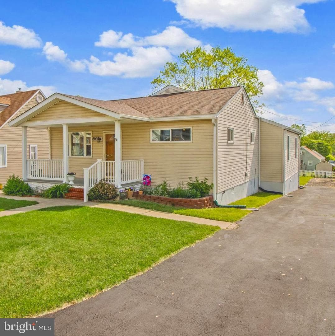 8007 Dalesford Road photo 3