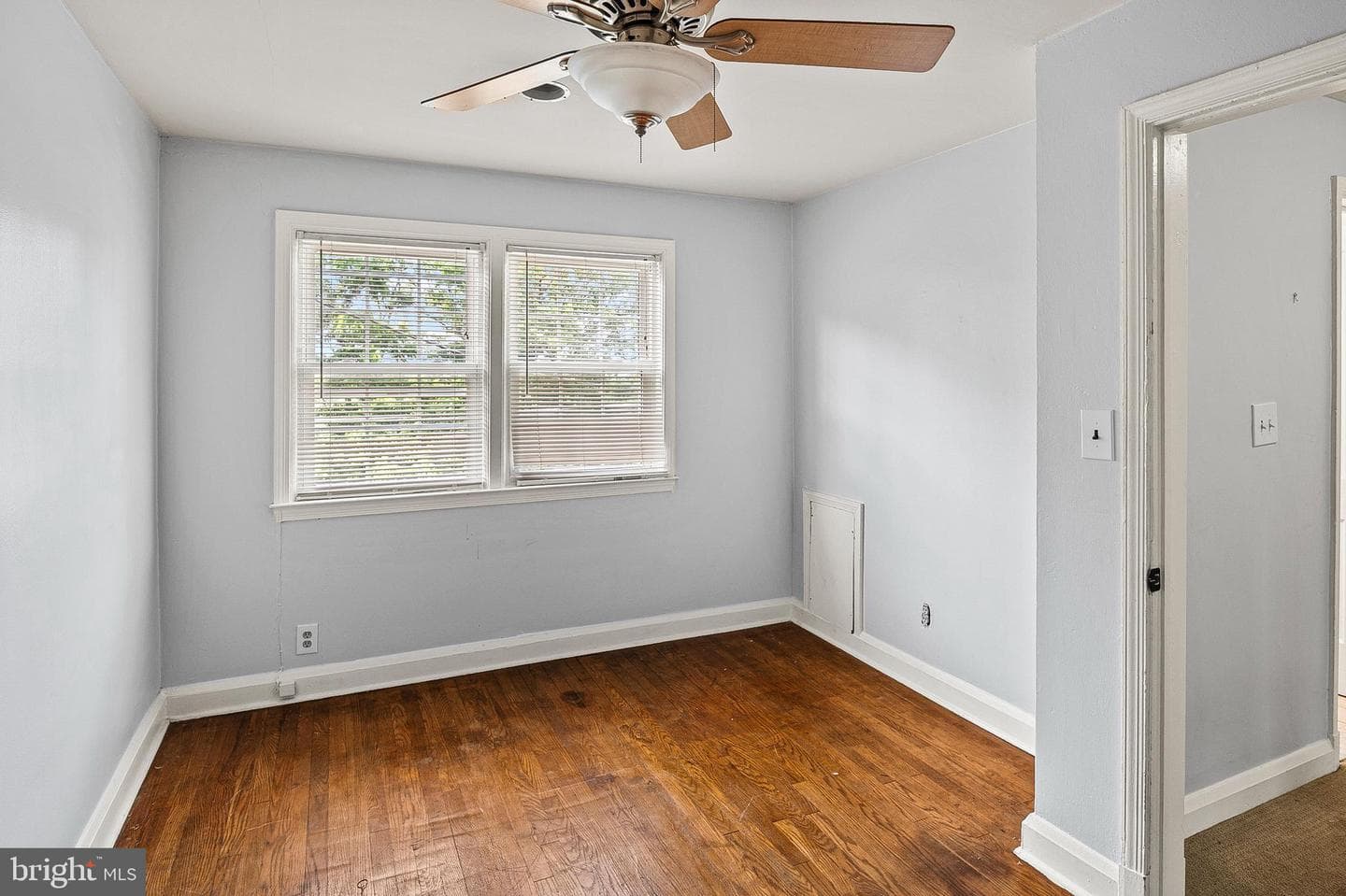 1060 Elm Road photo 13