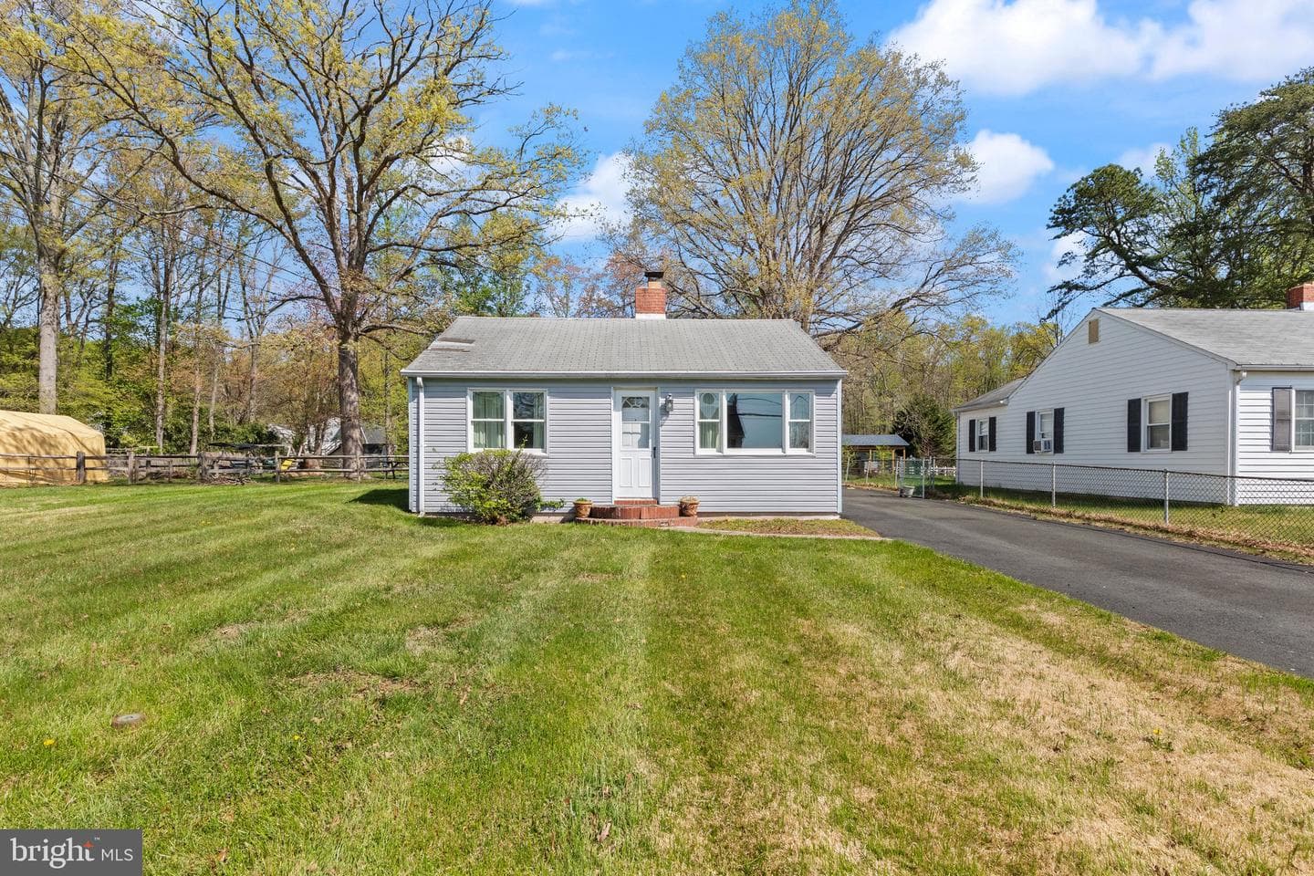 11208 Beach Road photo 2