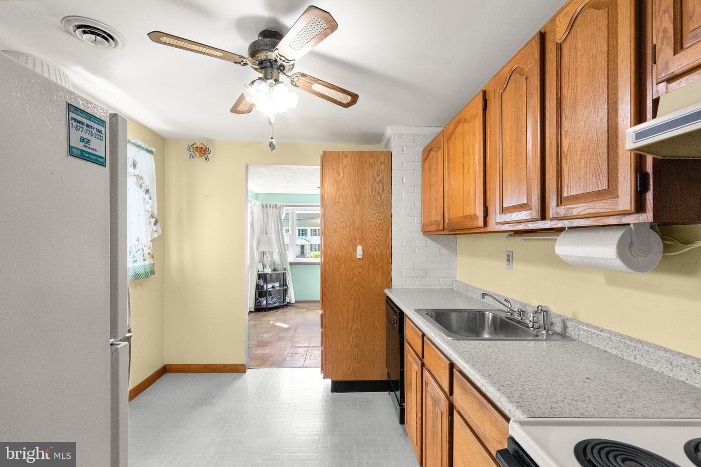 11208 Beach Road photo 7