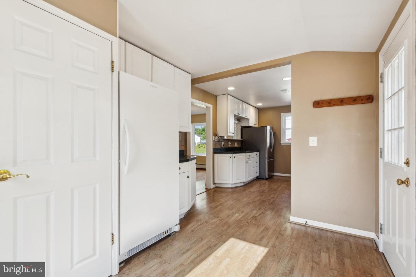 1812 Wildwood Avenue photo 28