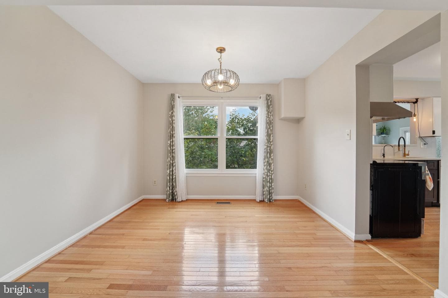 39 Winehurst Road photo 15