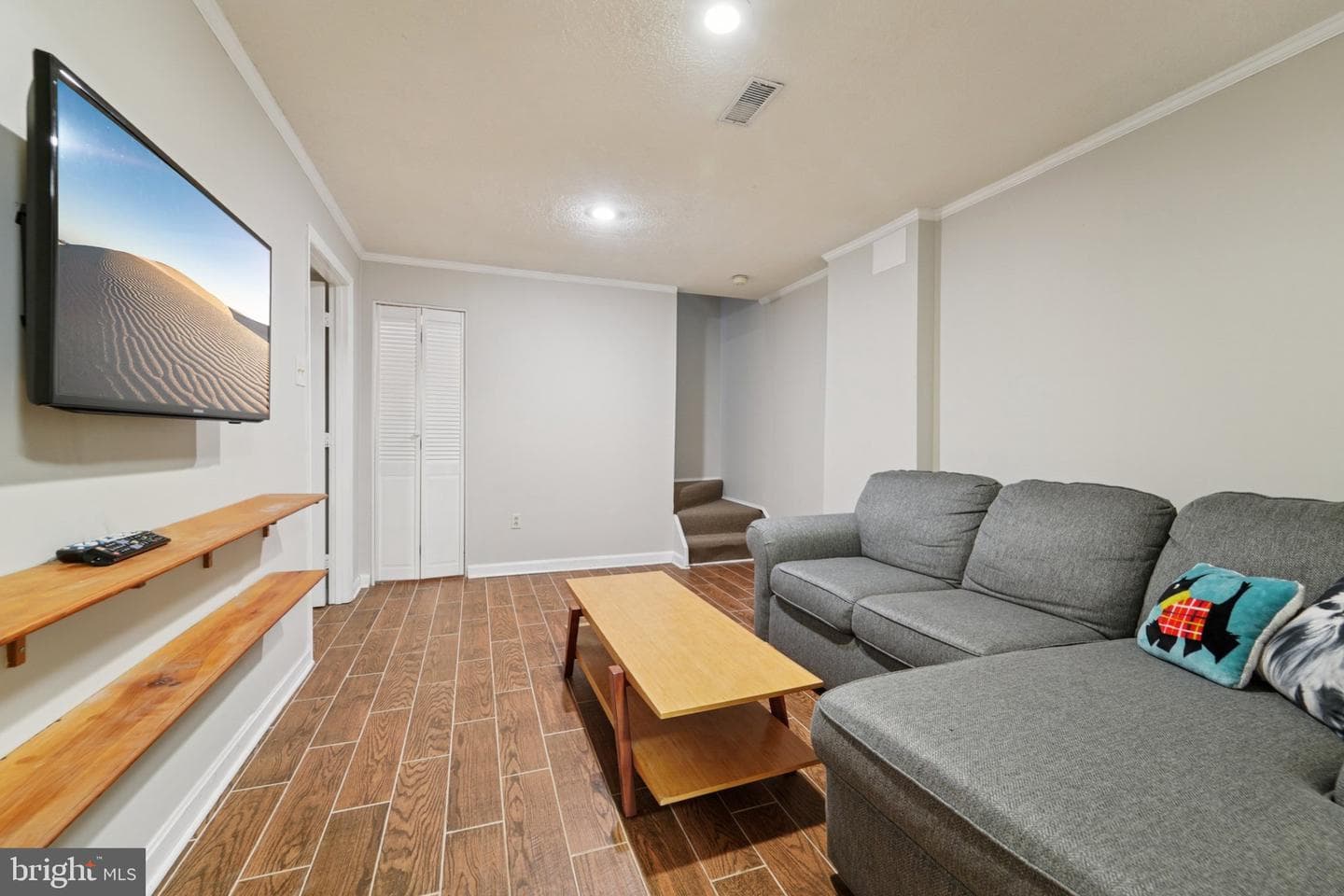 39 Winehurst Road photo 34
