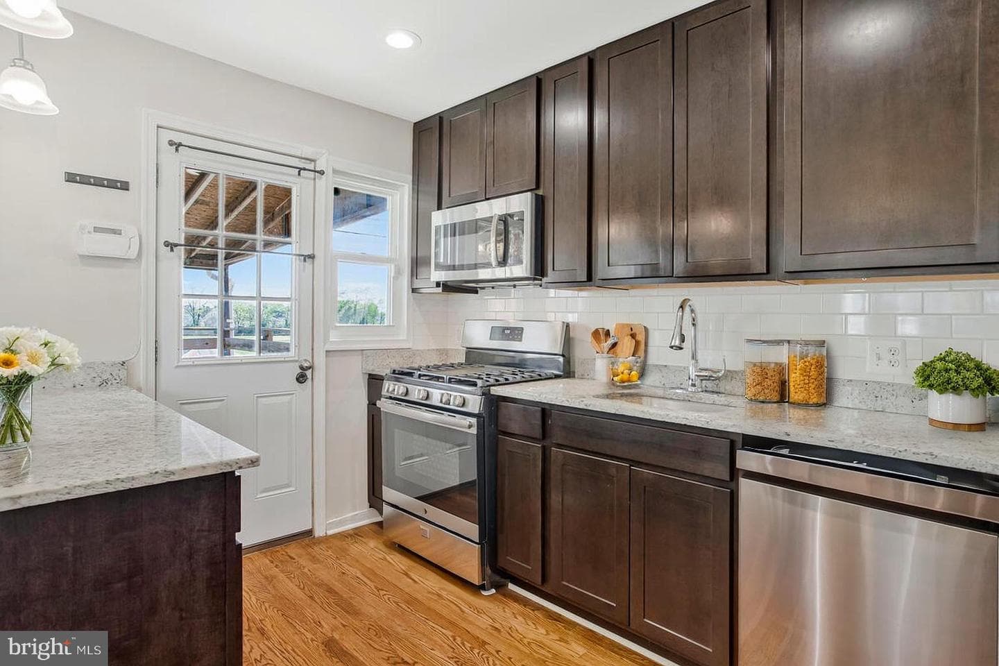 8352 Kavanagh Road photo 10