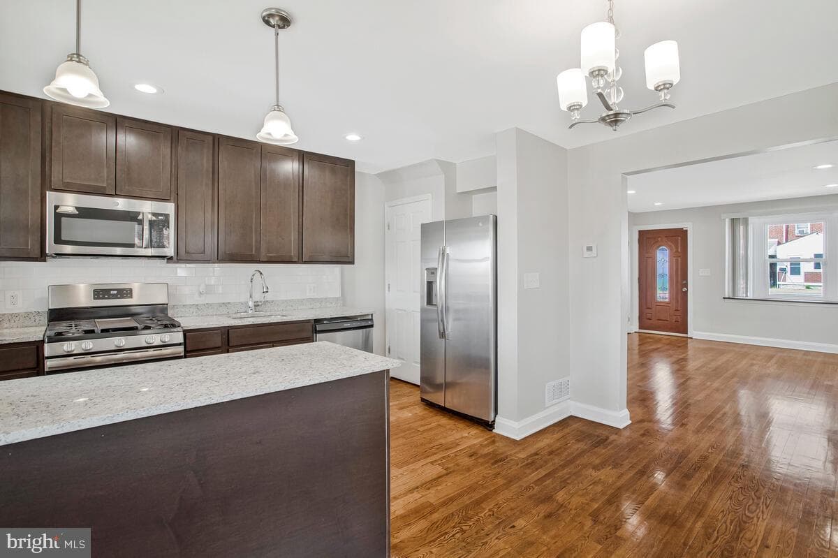 8352 Kavanagh Road photo 12