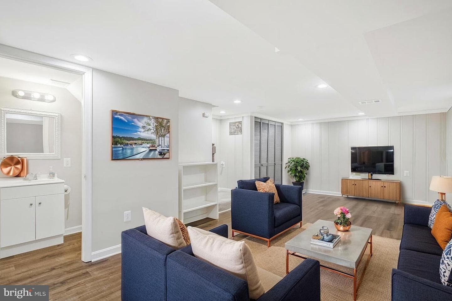 8352 Kavanagh Road photo 23